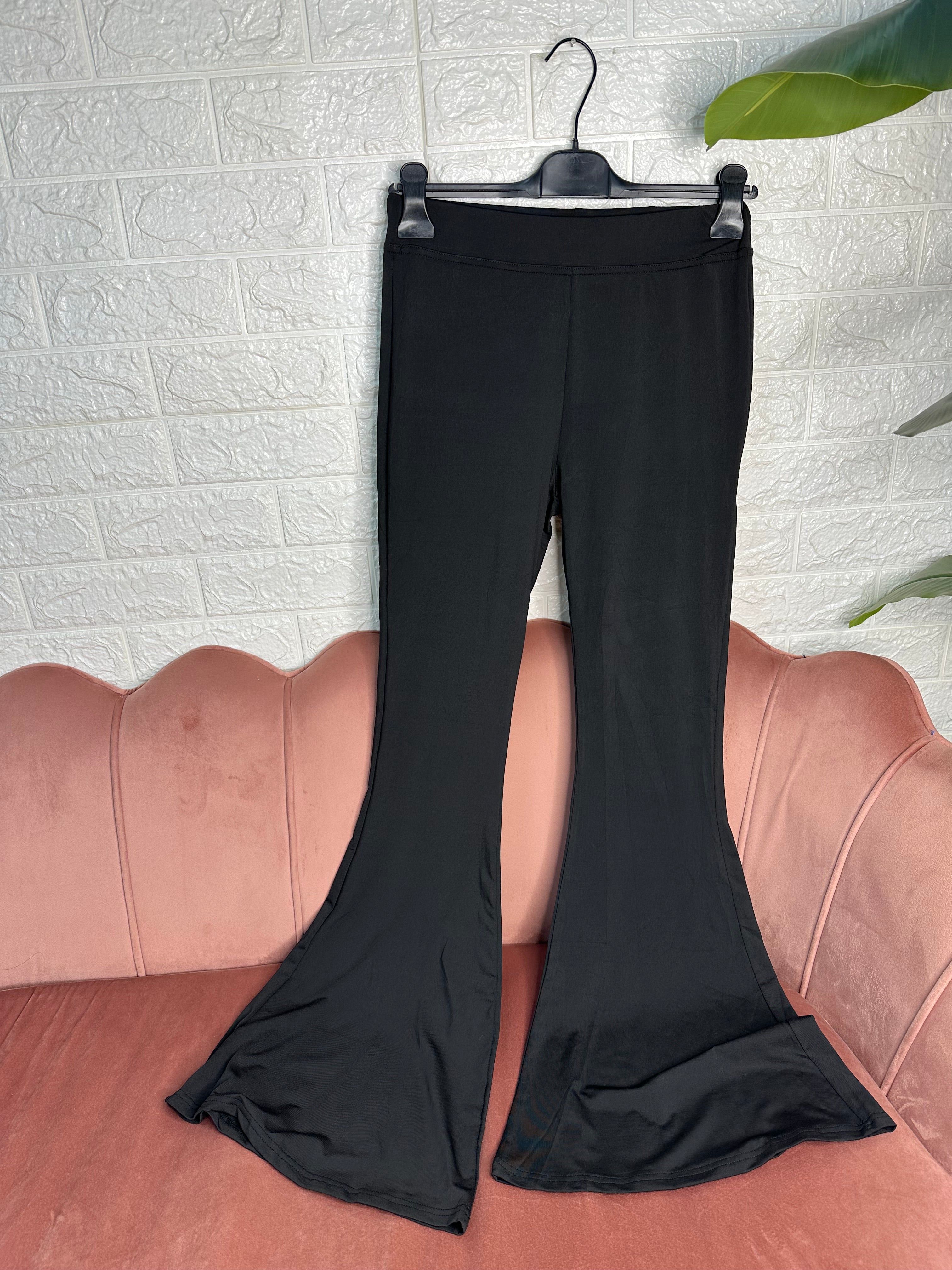 Pantalone zampa lycra