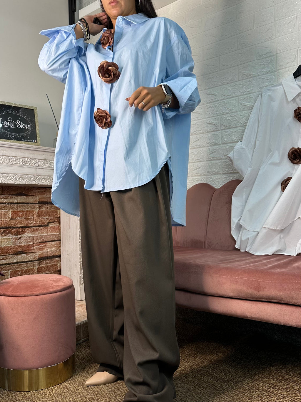 Camicia spille fiori