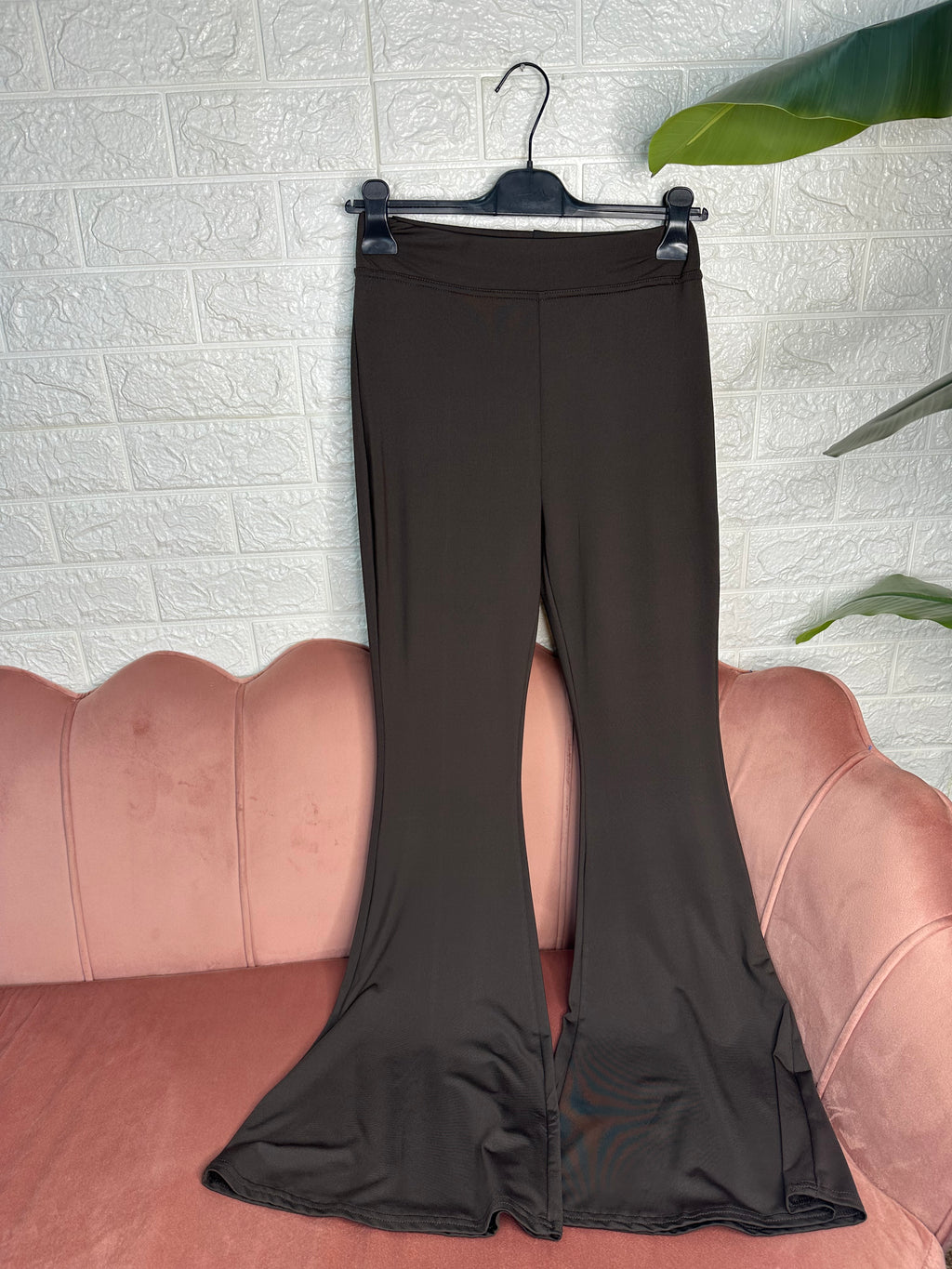 Pantalone zampa lycra