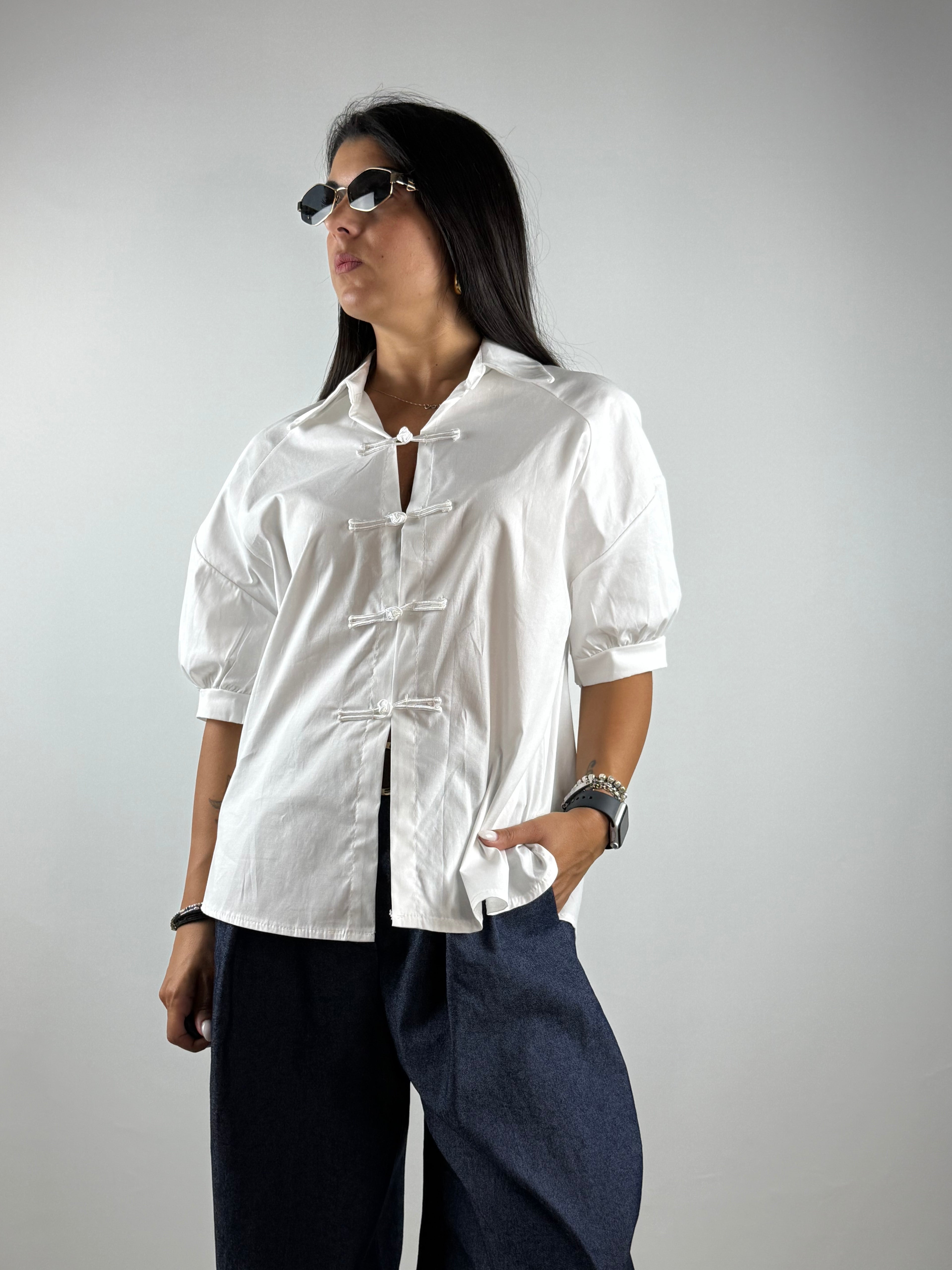 Camicia alamari