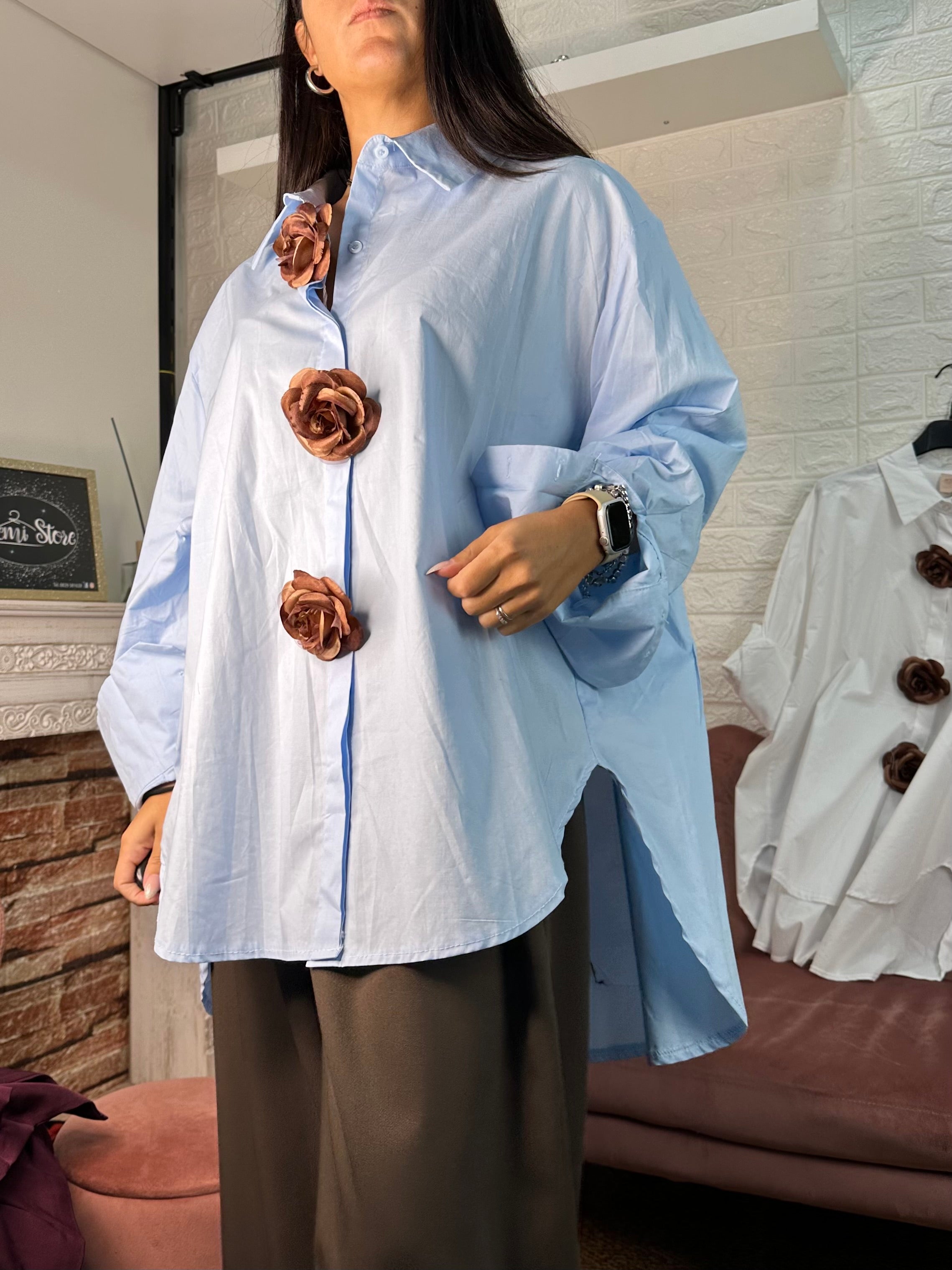 Camicia spille fiori