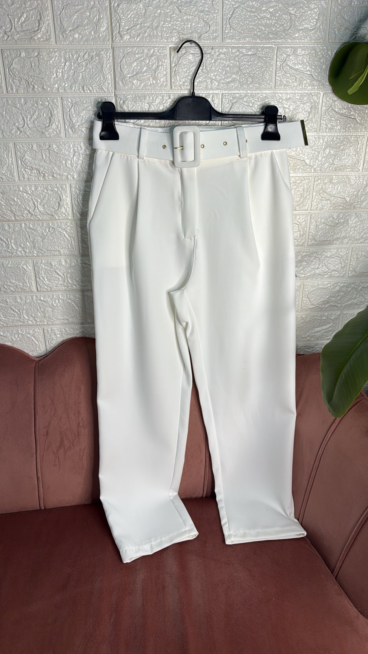 Pantalone con cintura