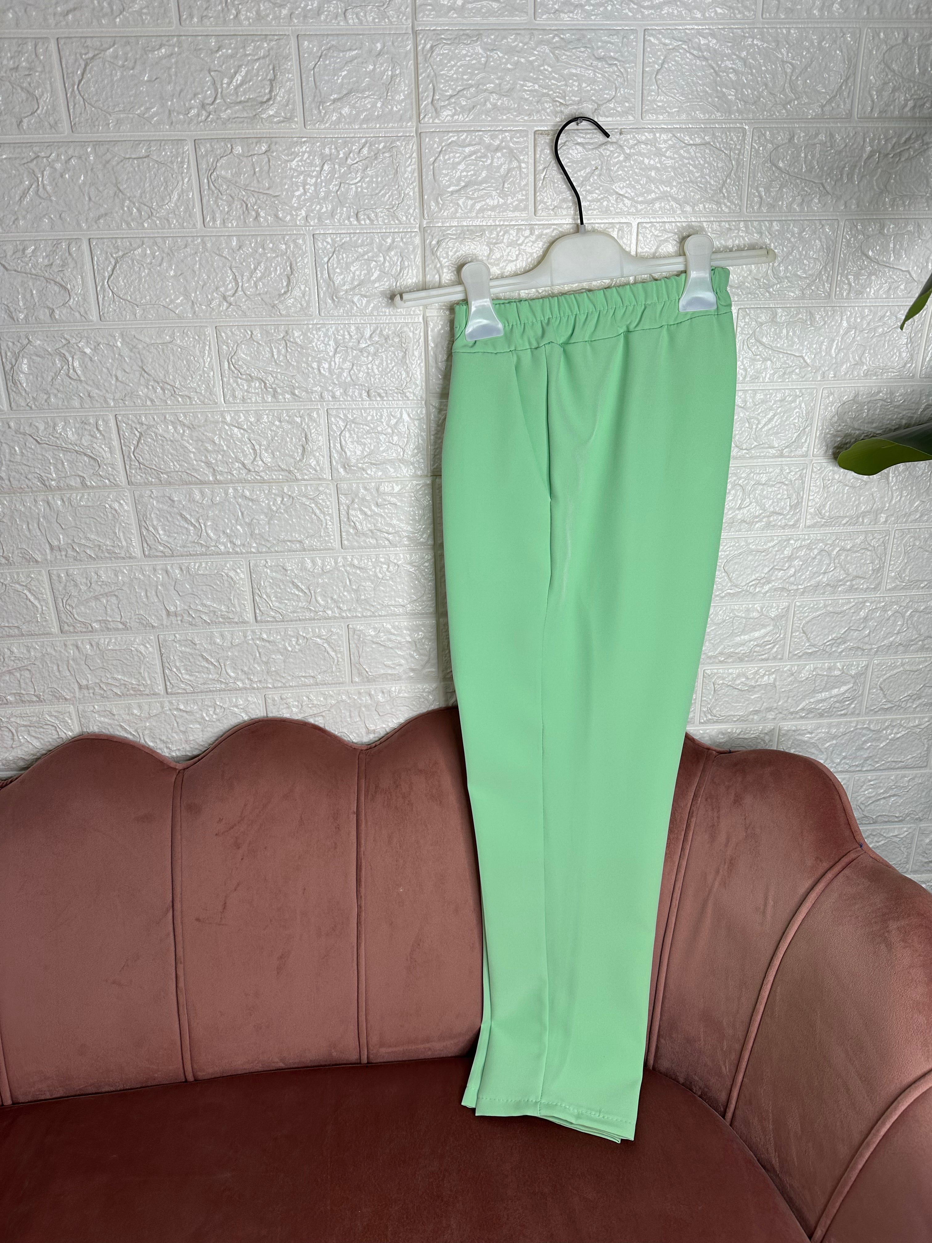 Pantalone elastico